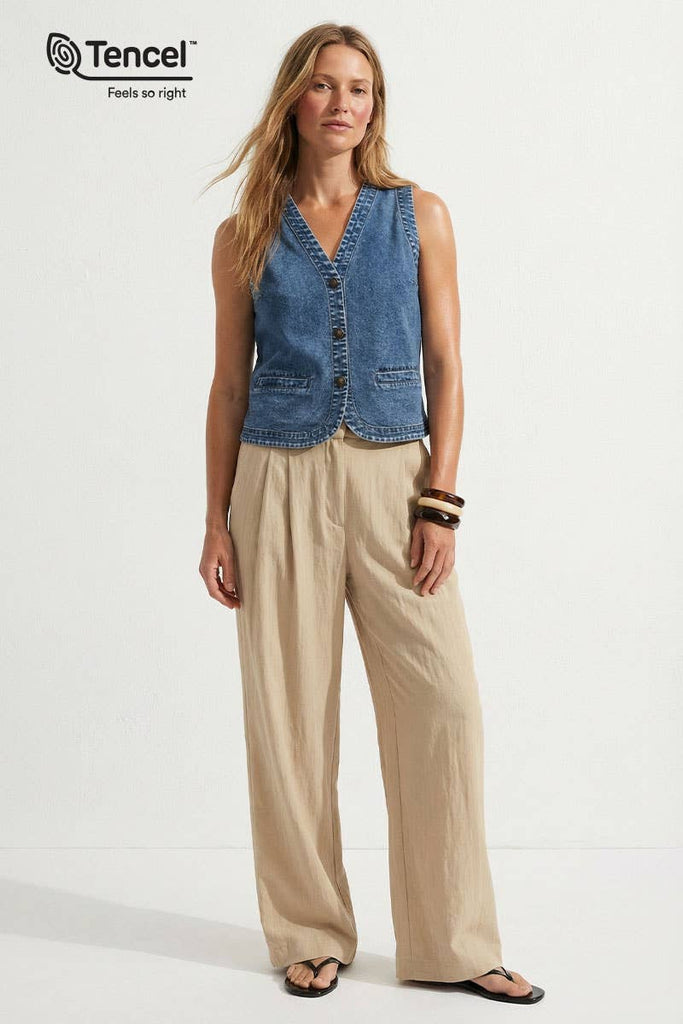 Tencel Acid Wash Denim Vest: Dark Blue / L