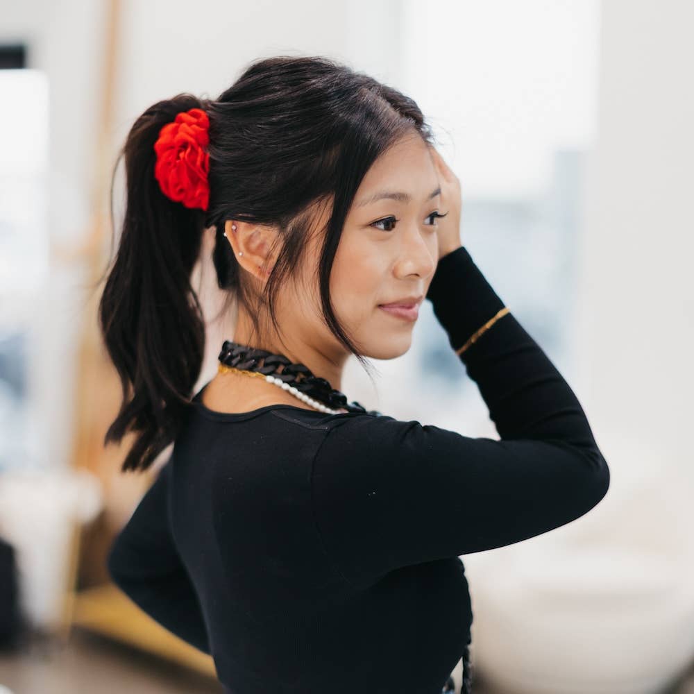 Blooming Rose Hair Claw Clip: Red