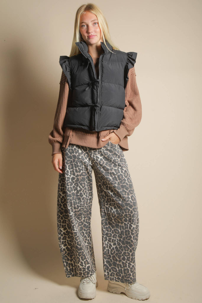 Front Bow Ruffle Sleeve Puffer Vest: BLACK