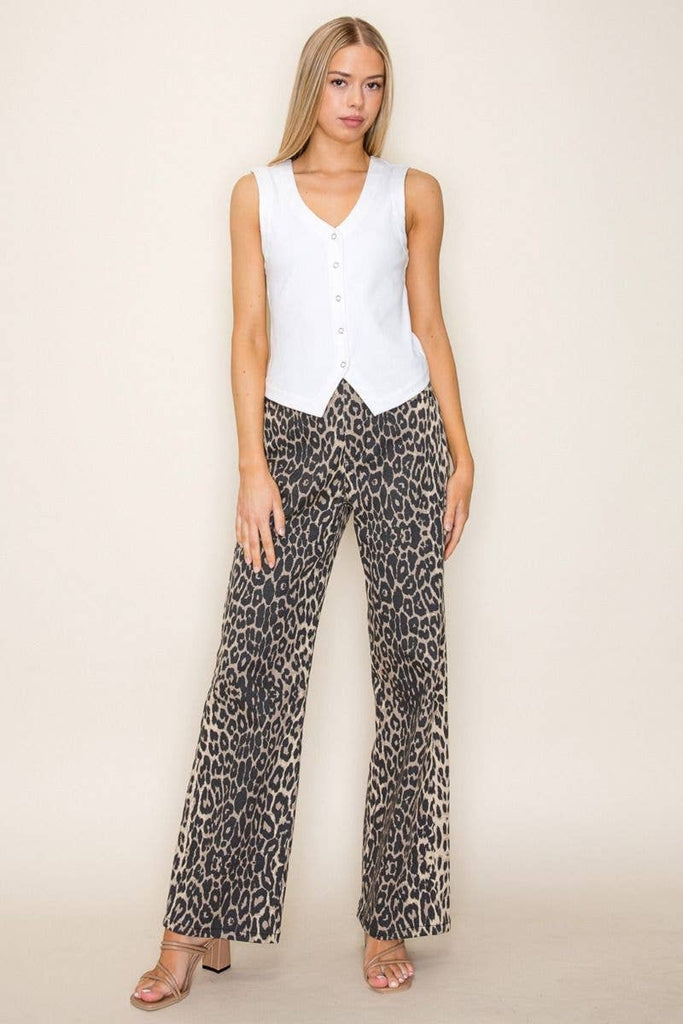 T10851 Sleeveless Solid Knit Vest: White / XL