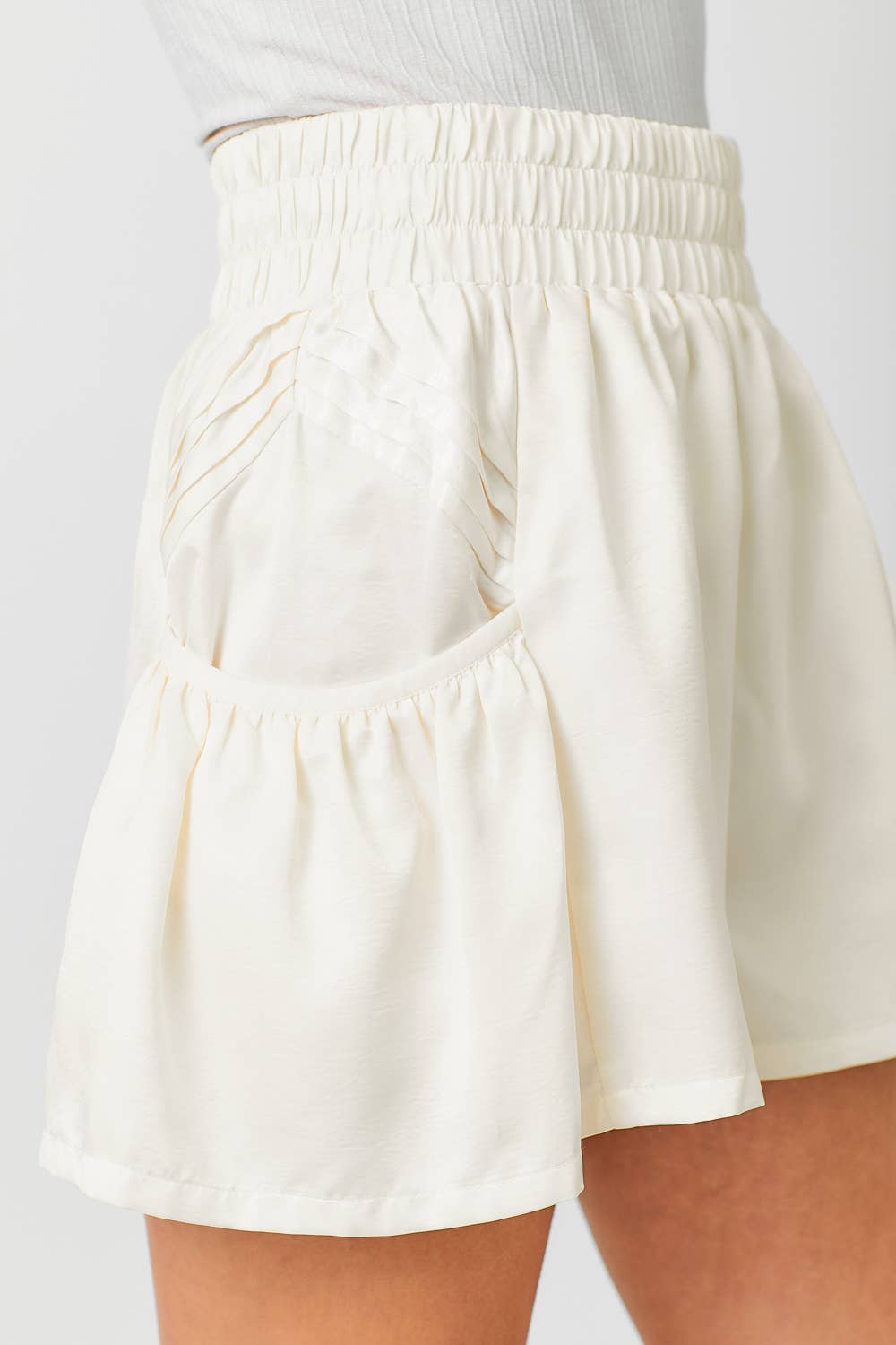 Border Liner Flare Shorts - Black – LÝFT